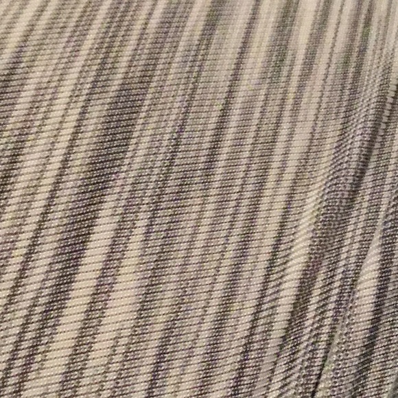 Meet your Posher, Debra - Picture 1 of 1